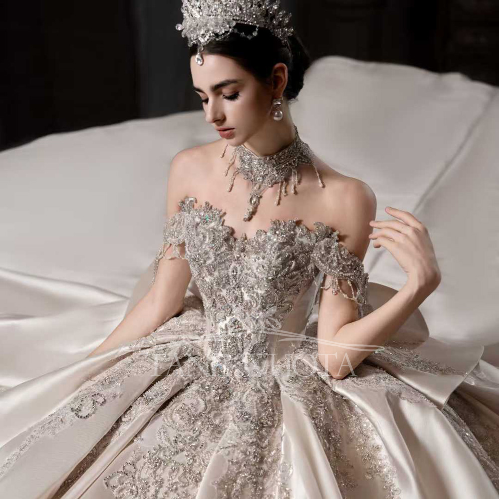 Luxury Rose Pink Sequined Ball – обзор и цена Embroidery Rose