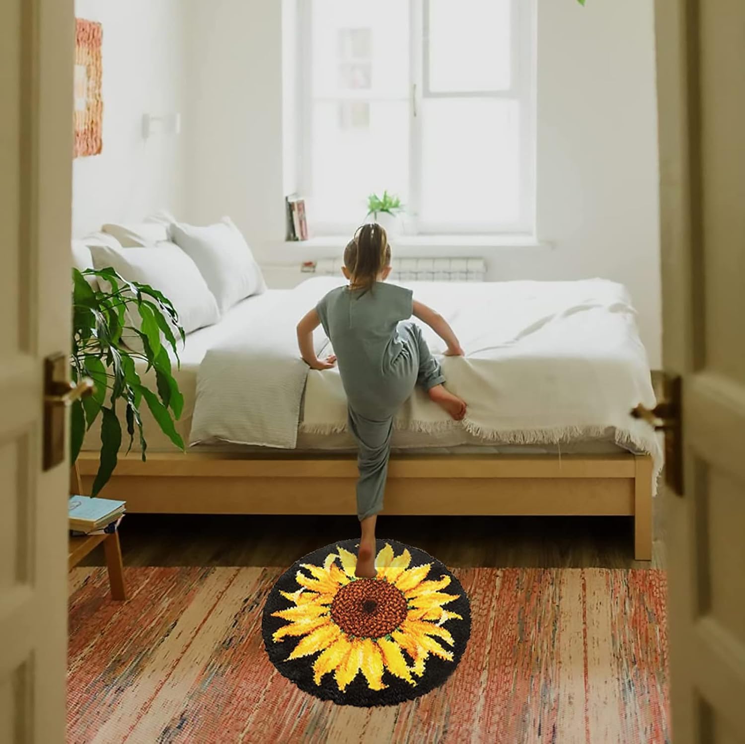 Latch Hook Rug Kit, Sunflower  – обзор и цена Embroidery X Pattern